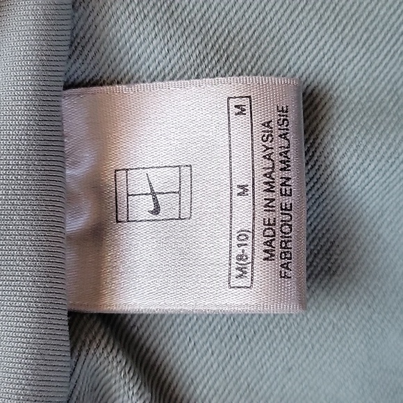 Women's Nike zip up top - Picture 4 of 13